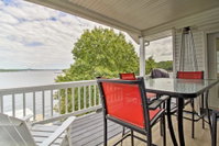 Townhouse with Shared Dock on Lake of the Ozarks Accommodation Texas