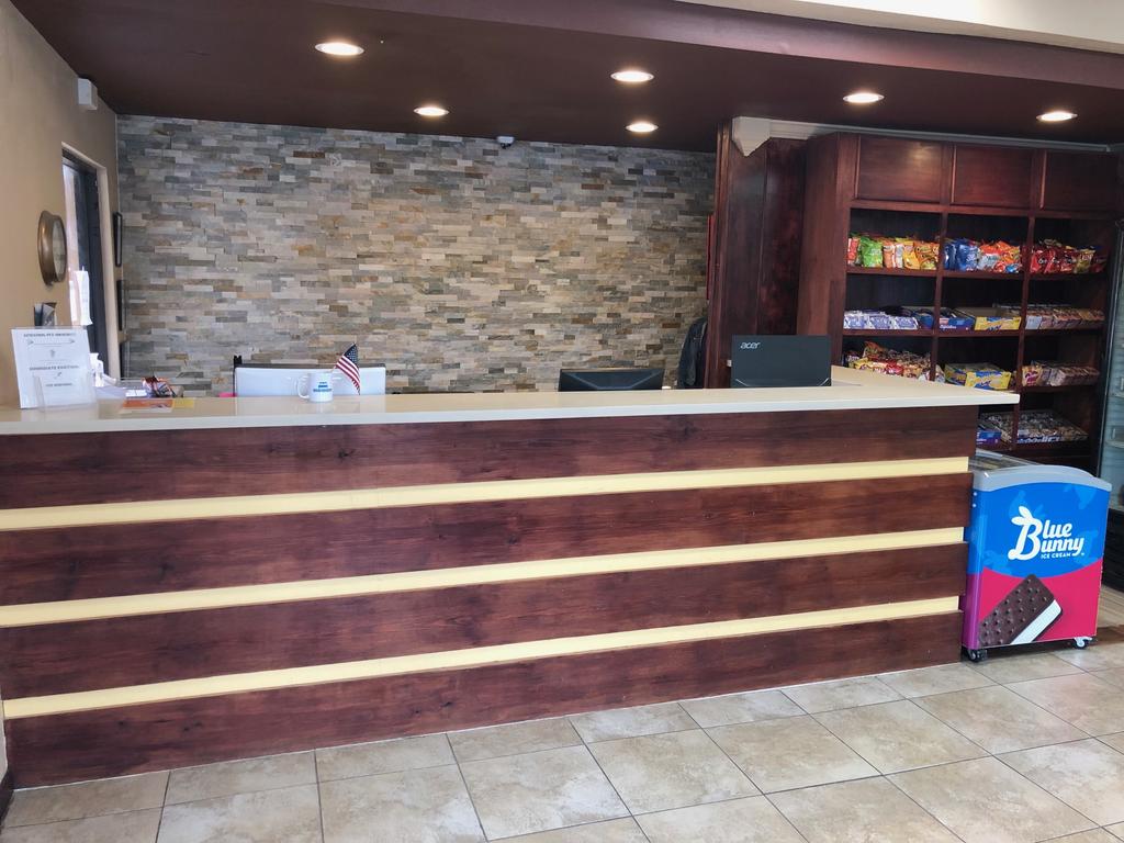 Travel Inn & Suites - thumb 0