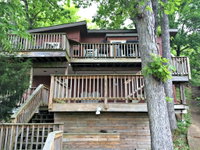 Tree House Accommodation Texas