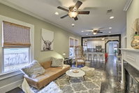 Updated Dallas Escape with Porch about 5 Mi to Downtown Accommodation Texas