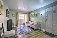 Updated Flamingo Palms Condo - 2 Mi to Vegas Strip Accommodation Texas