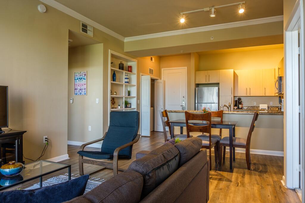 Upscale Downtown Apts With Wifi By Frontdesk - thumb 0