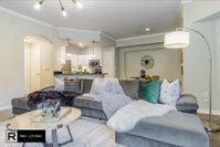 Uptown Dallas Apartment by RBA Living Accommodation Texas