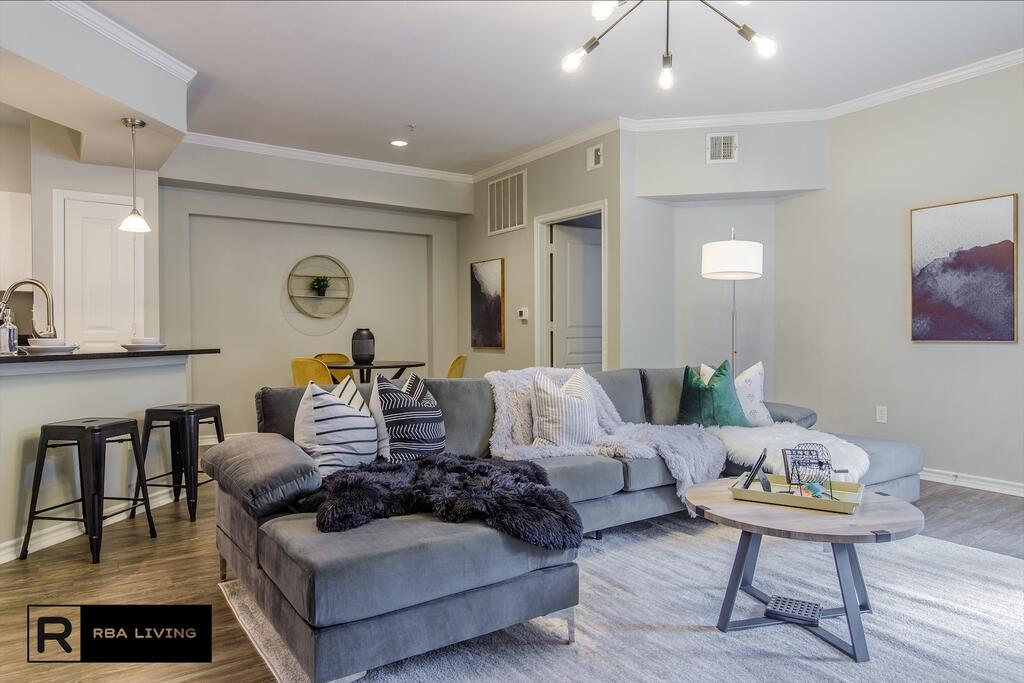 Uptown Dallas Apartment By RBA Living - thumb 1