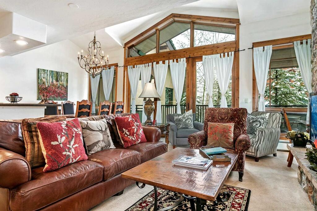 Vail Antlers 4 Bed - thumb 3