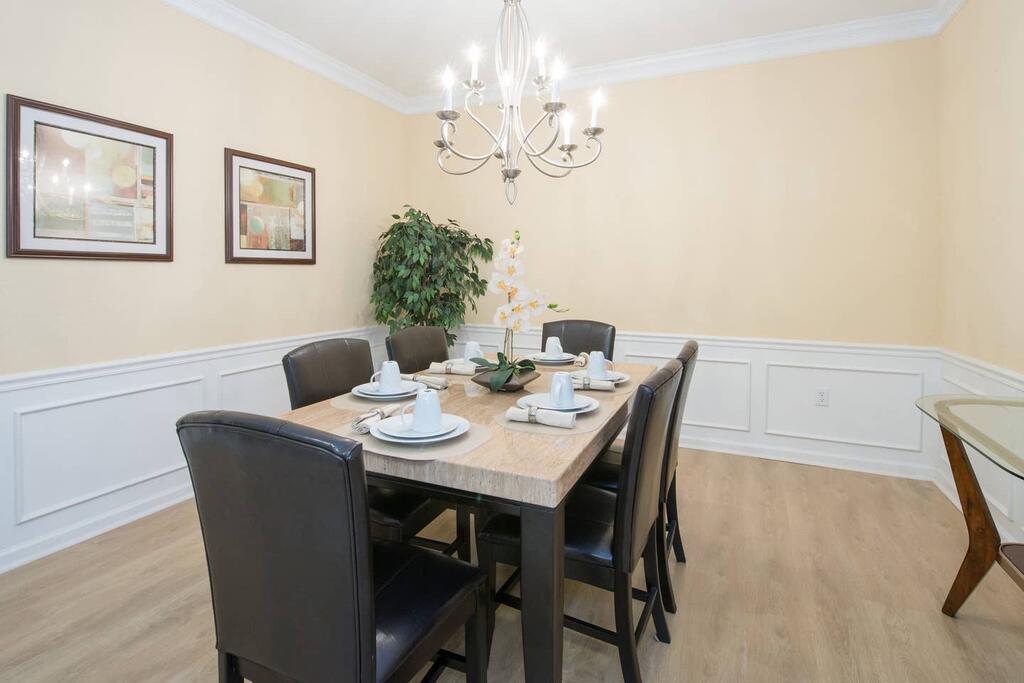 VC 1-306 - 3 Bedroom Great Location By Universal - thumb 3