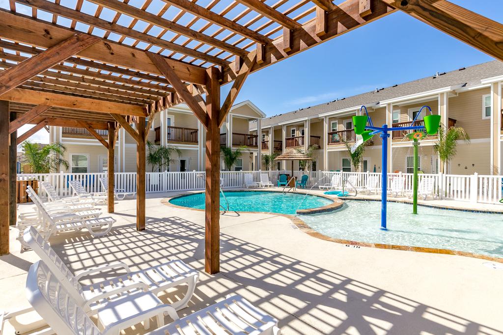 Village By The Beach P920K