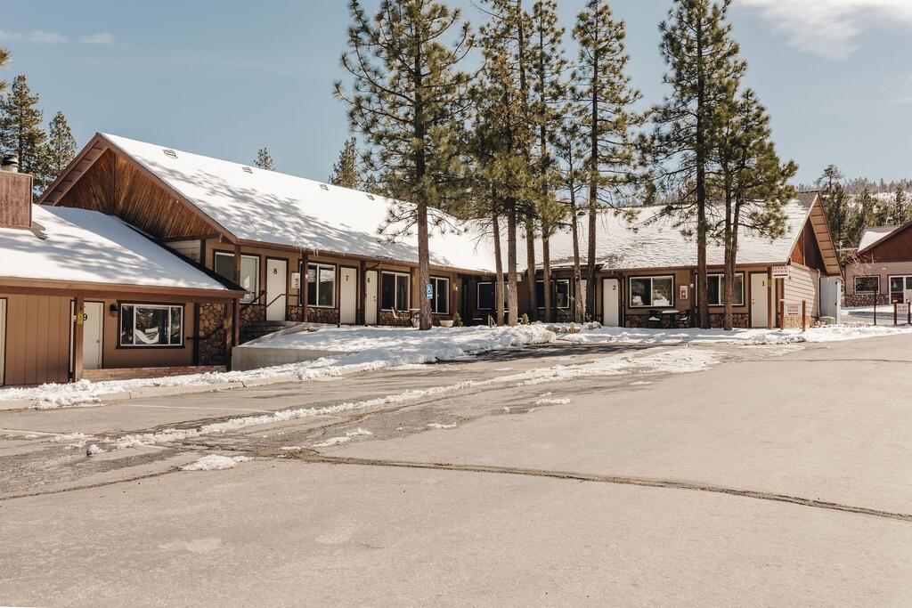 Vintage Lakeside Inn - thumb 2