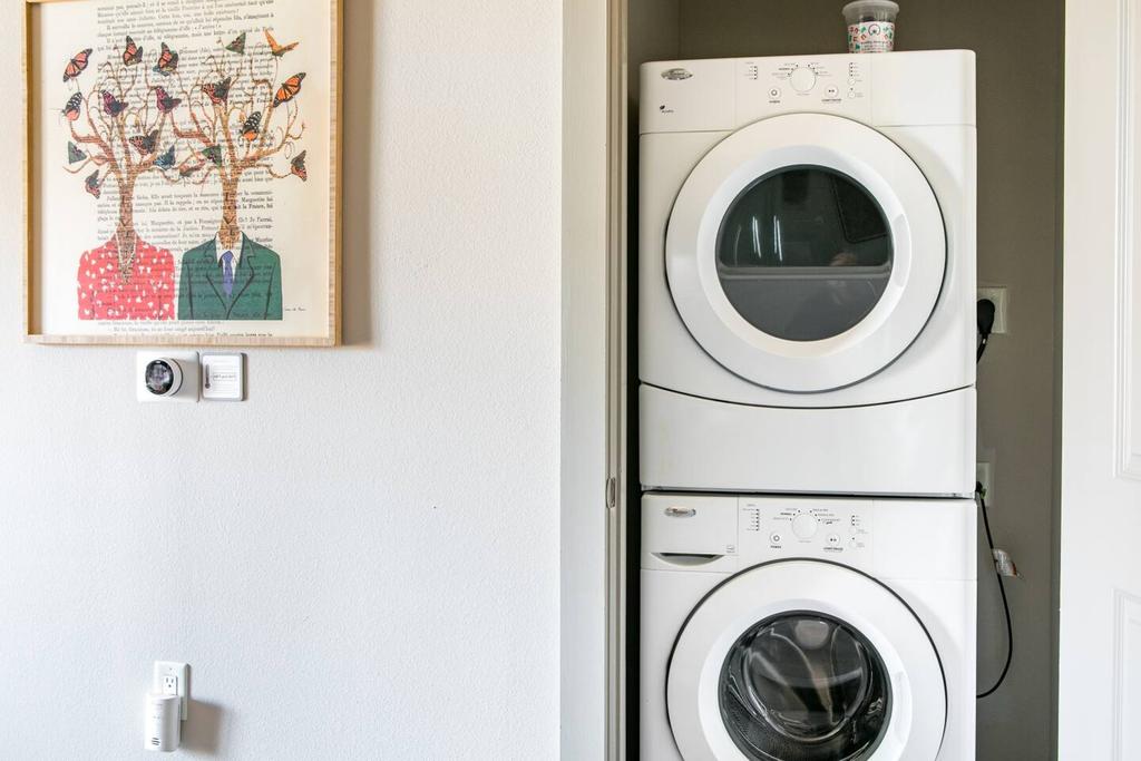 WanderJaunt - Braune - 1BR - East Riverside - thumb 3