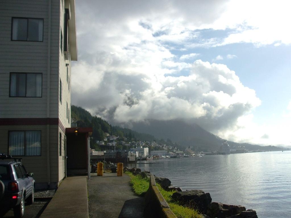 Super 8 By Wyndham Ketchikan - thumb 1
