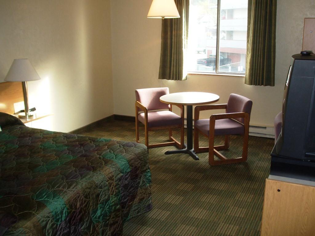 Super 8 By Wyndham Ketchikan - thumb 25