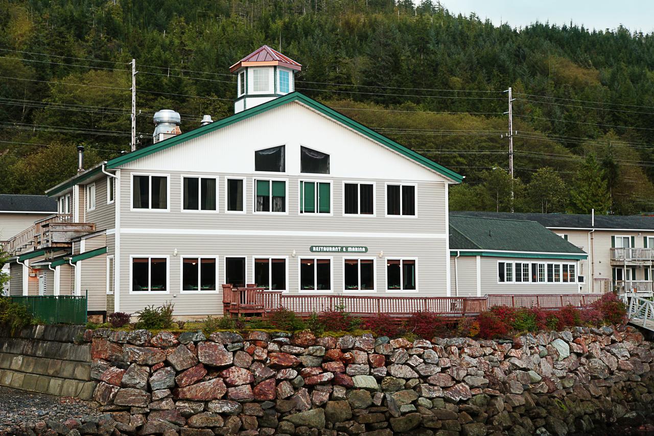 Edgewater Inn Restaurant & Marina - thumb 15