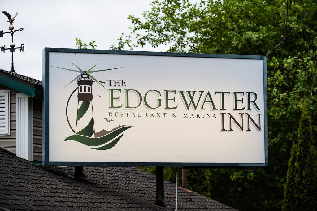 Edgewater Inn Restaurant & Marina - thumb 3
