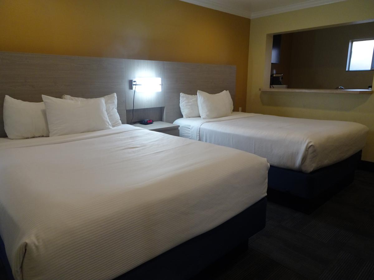 Hotel Aspen Flagstaff/ Grand Canyon InnSuites - thumb 16
