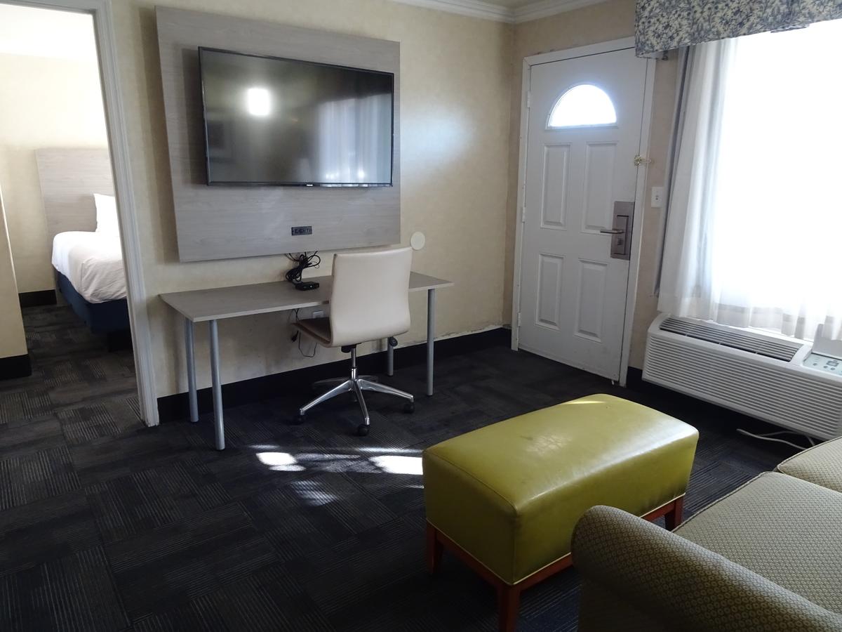 Hotel Aspen Flagstaff/ Grand Canyon InnSuites - thumb 38