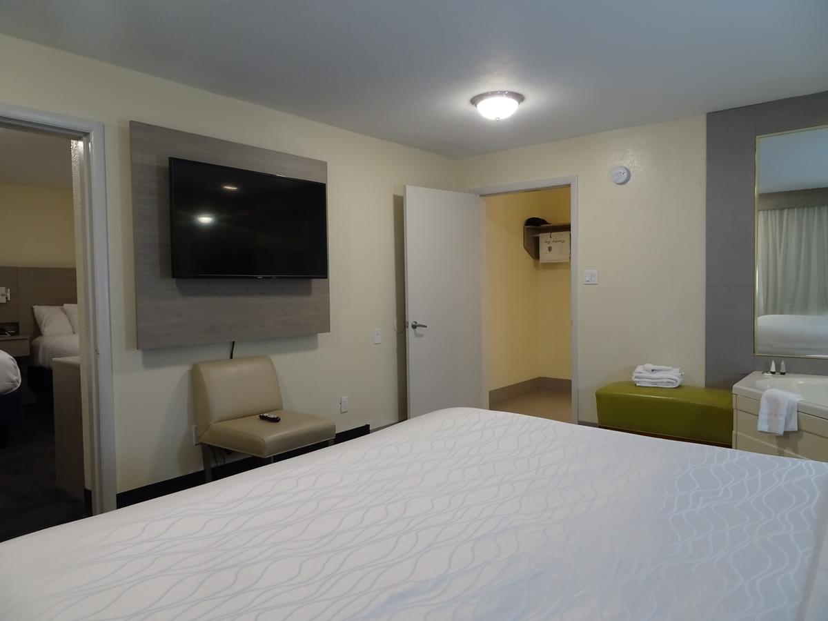 Hotel Aspen Flagstaff/ Grand Canyon InnSuites - thumb 30