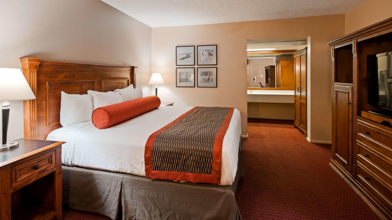 Best Western Plus King's Inn And Suites - thumb 35