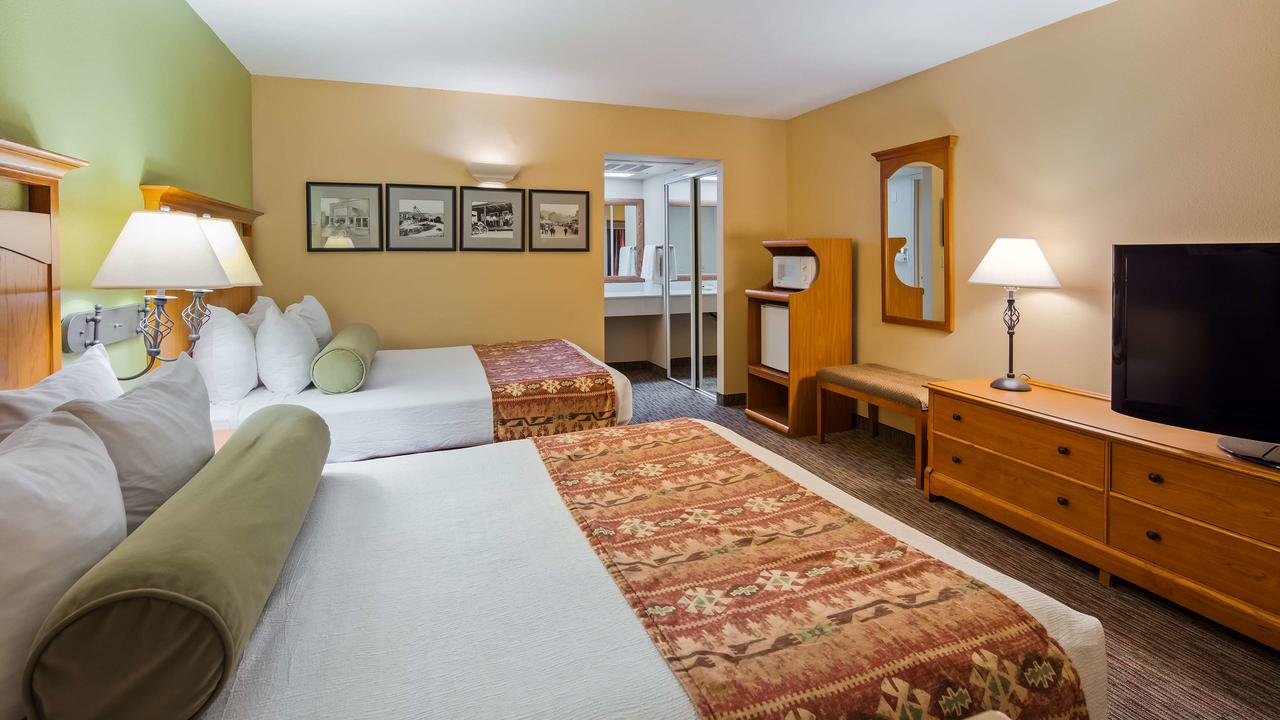Best Western Plus King's Inn And Suites - thumb 27