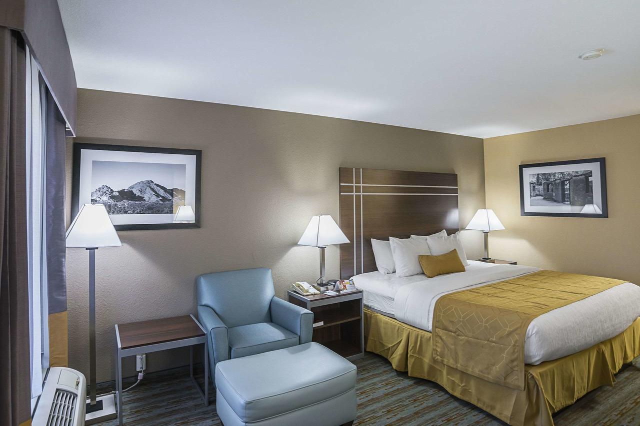 Quality Inn Phoenix - thumb 4