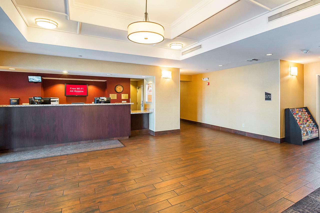 Red Roof Inn PLUS + Phoenix West - thumb 4