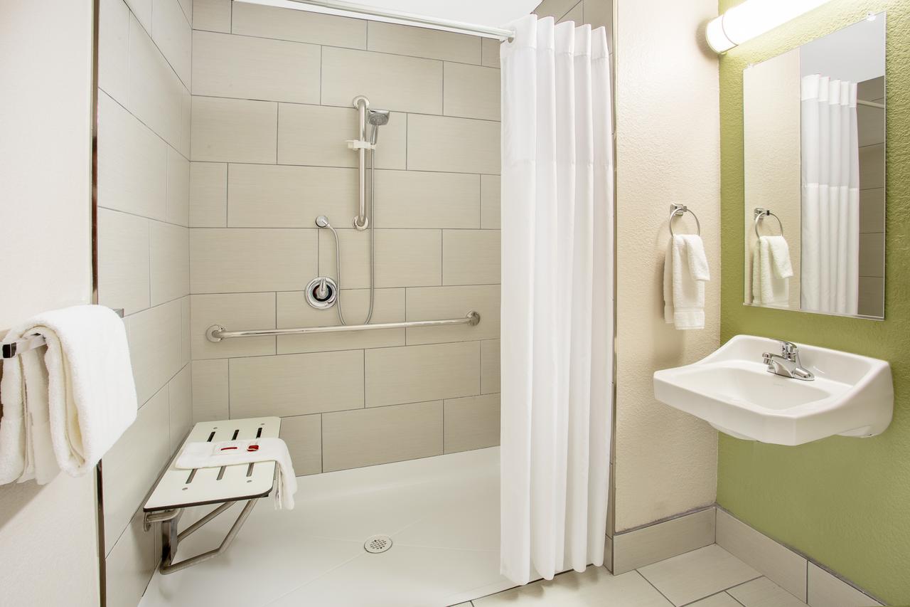 Baymont By Wyndham Phoenix I-10 Near 51st Ave - thumb 10