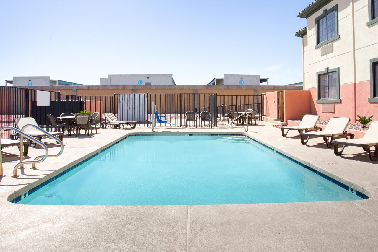 Baymont By Wyndham Phoenix I-10 Near 51st Ave - thumb 7