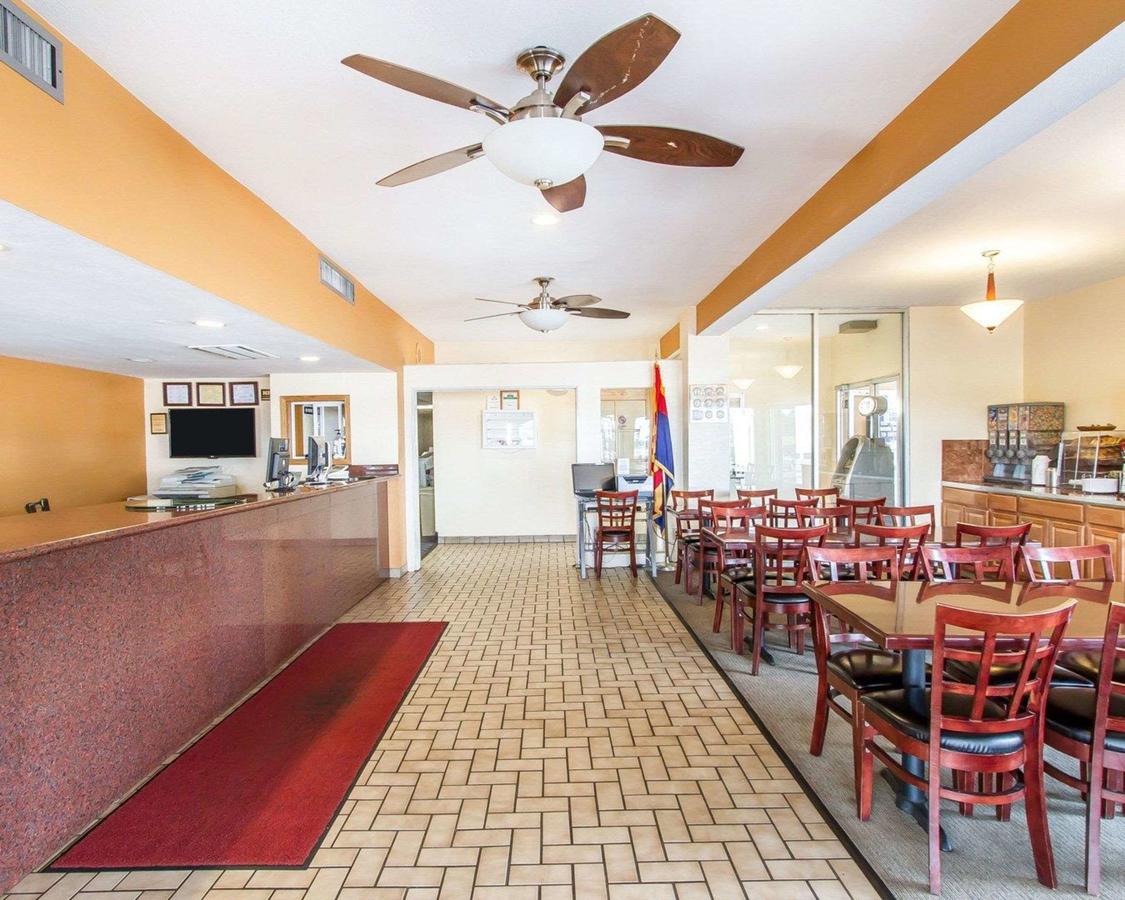 Rodeway Inn & Suites Flagstaff I-40 Exit 198 Butler Ave - thumb 11