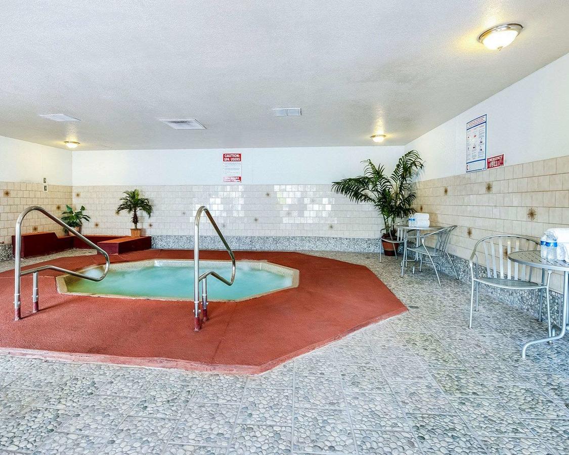 Rodeway Inn & Suites Flagstaff I-40 Exit 198 Butler Ave - thumb 2