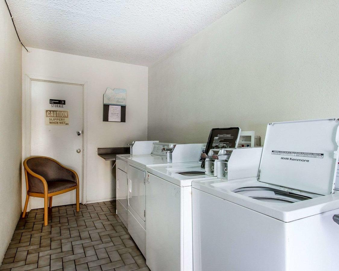 Rodeway Inn & Suites Flagstaff I-40 Exit 198 Butler Ave - thumb 9