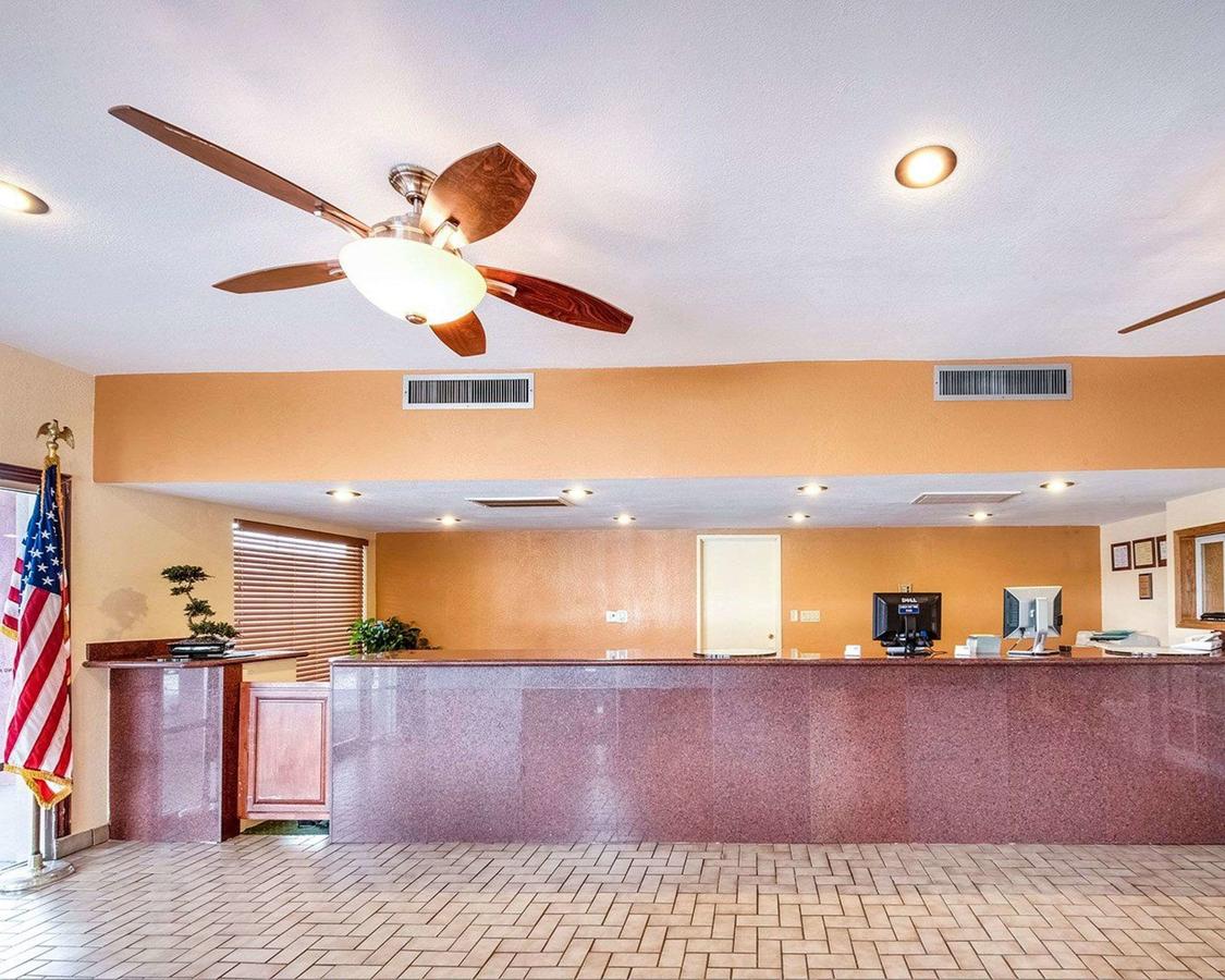 Rodeway Inn & Suites Flagstaff I-40 Exit 198 Butler Ave - thumb 10