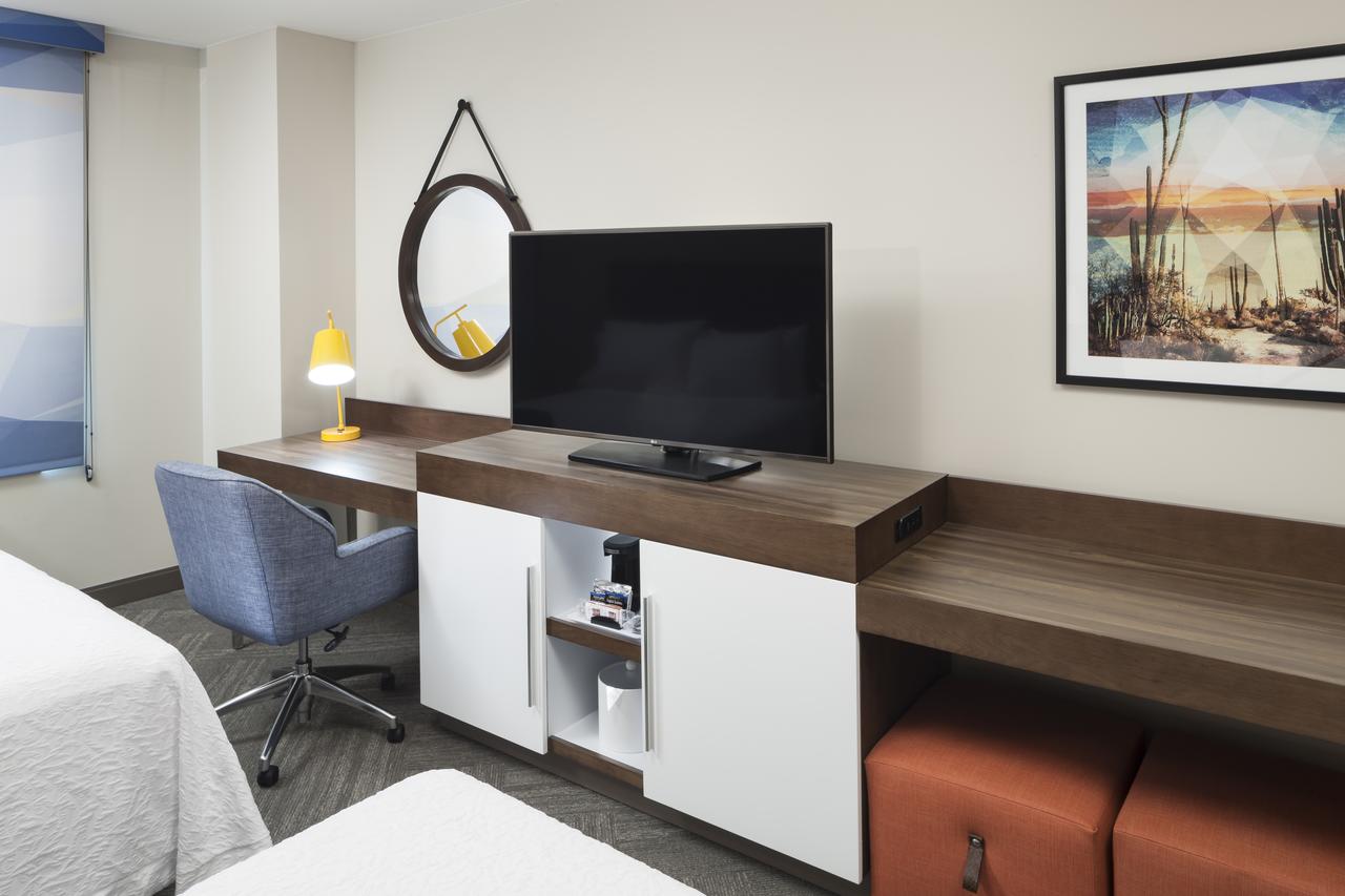 Hampton Inn & Suites Phoenix Downtown - thumb 20