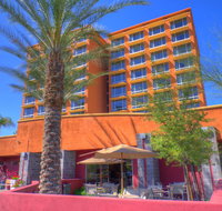 Ramada by Wyndham Phoenix Midtown - Accommodation Texas
