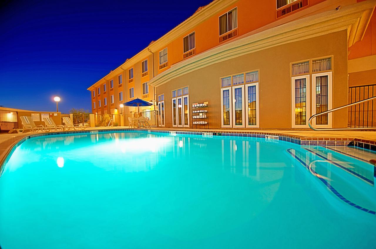 Holiday Inn Express Hotel & Suites Tucson - thumb 2