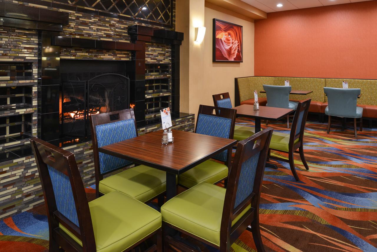 Holiday Inn Express Flagstaff - thumb 12