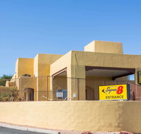 Super 8 by Wyndham Cottonwood - Accommodation Texas
