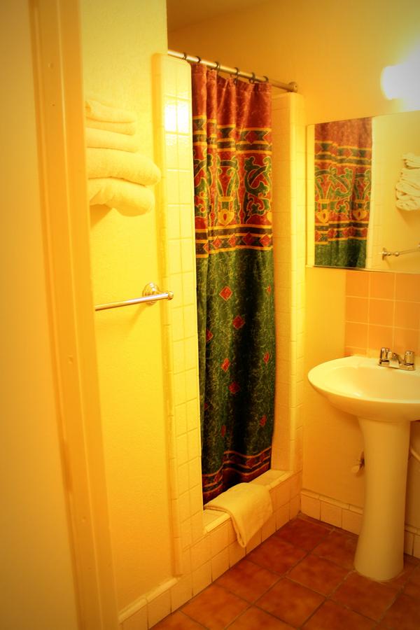 Budget Inn Parker - thumb 10