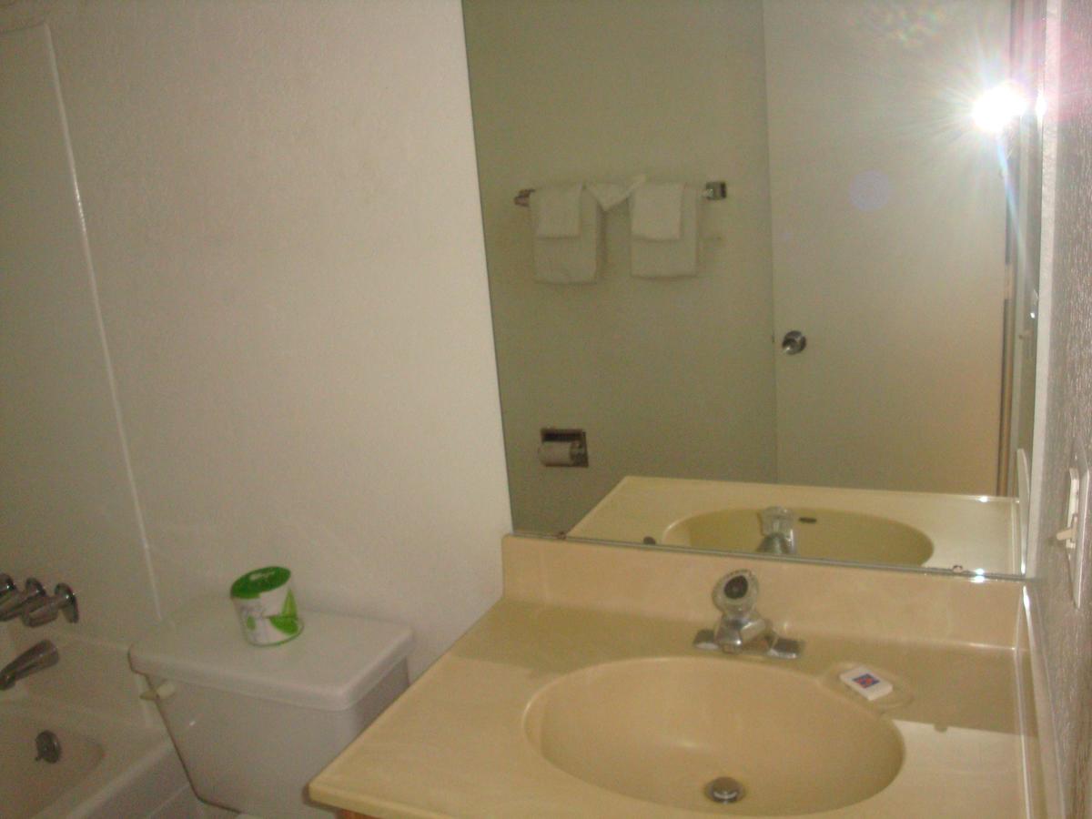 Travelers Inn Lake Havasu - thumb 7