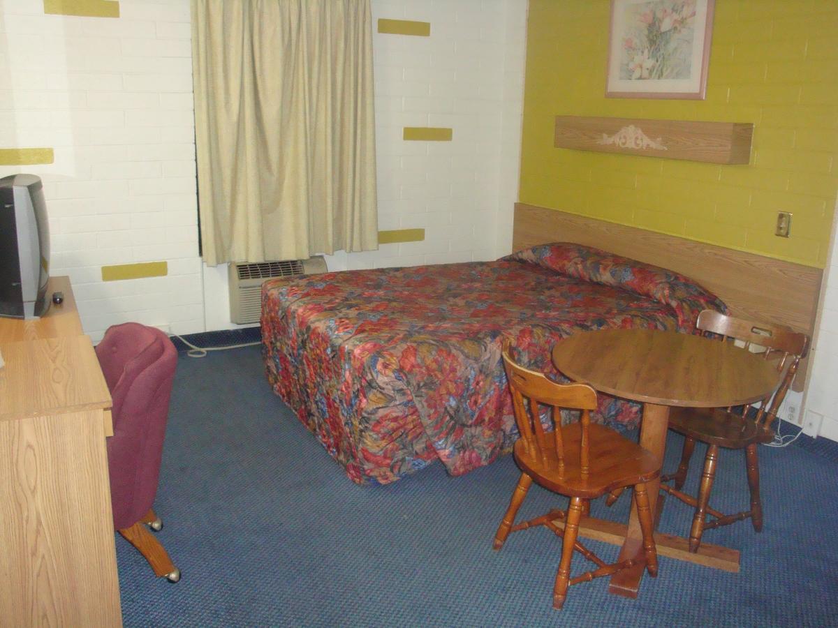 Travelers Inn Lake Havasu - thumb 24