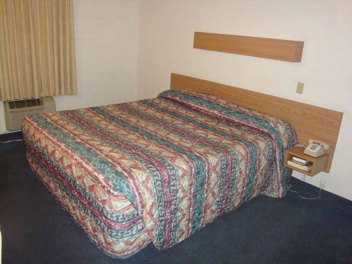 Travelers Inn Lake Havasu - thumb 4