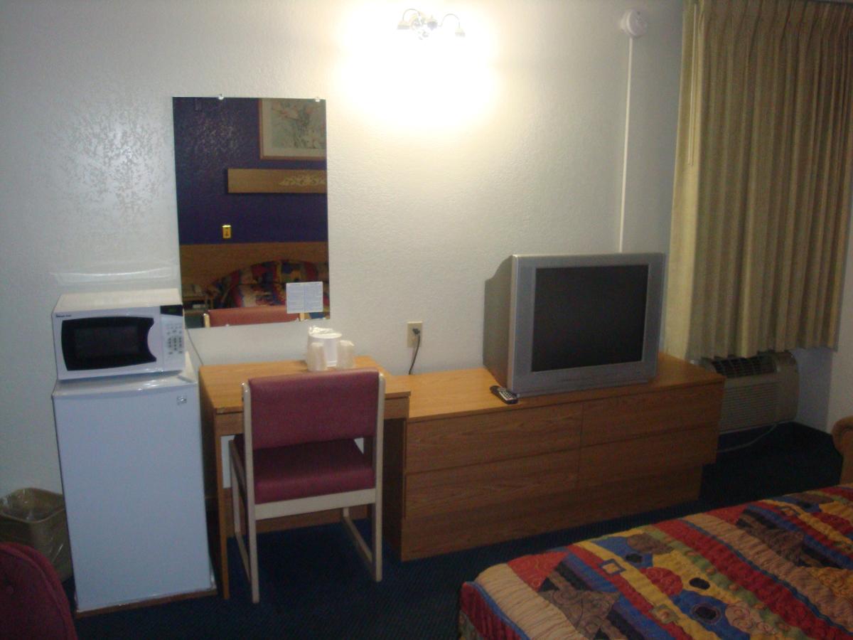 Travelers Inn Lake Havasu - thumb 23