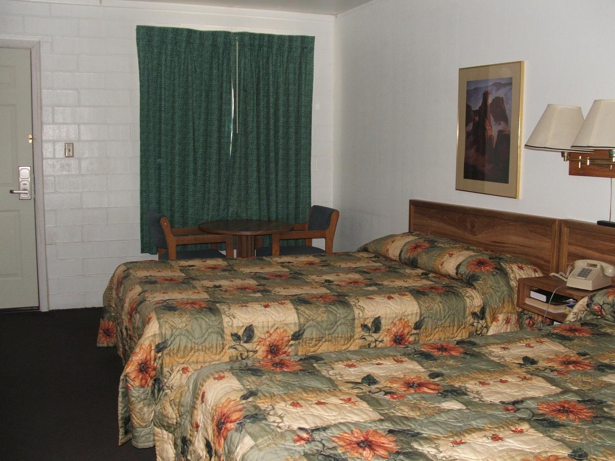 Arizona Inn - thumb 23