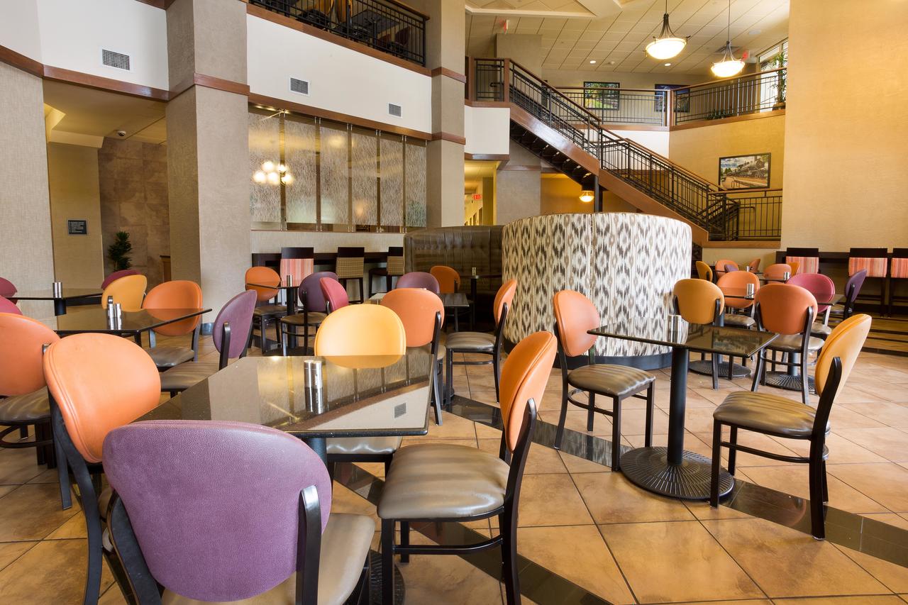 Drury Inn & Suites Flagstaff - thumb 4