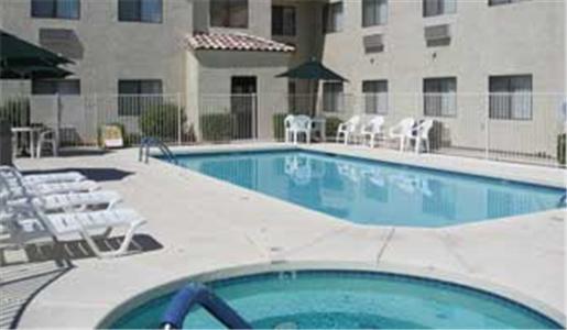 Island Suites - thumb 12