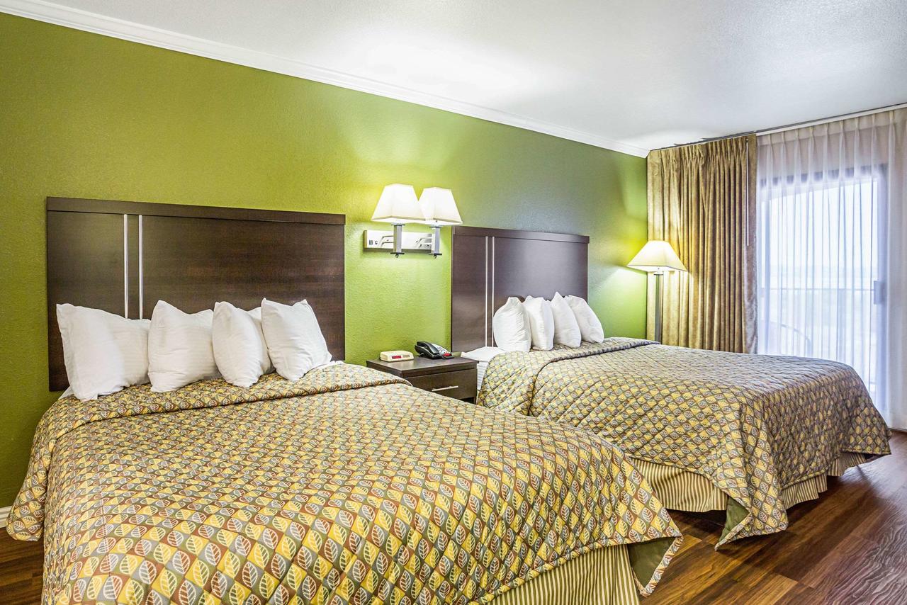 Rodeway Inn & Suites Lake Havasu City - thumb 10
