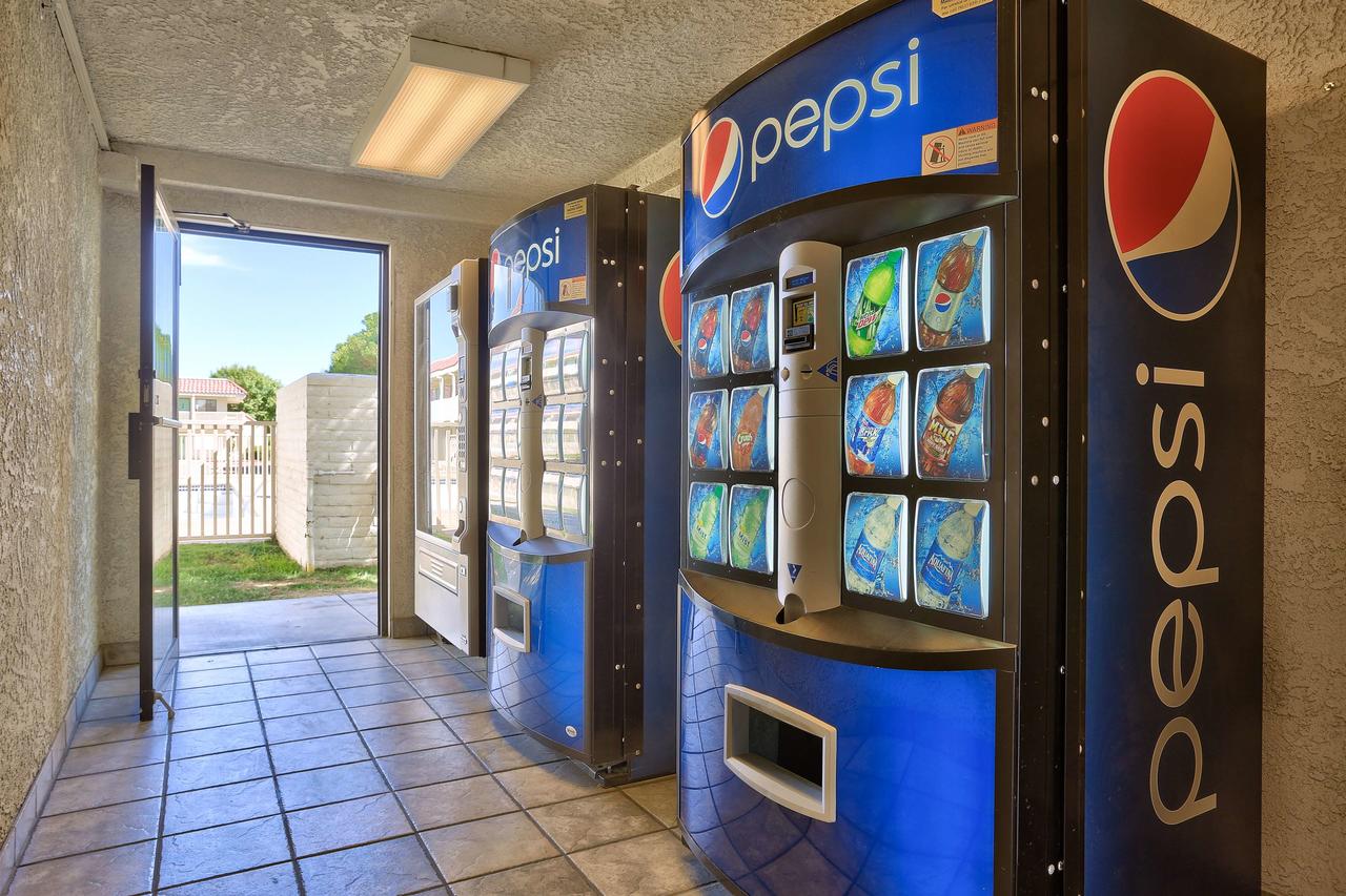 Motel 6 Kingman, AZ - Route 66 East - thumb 25