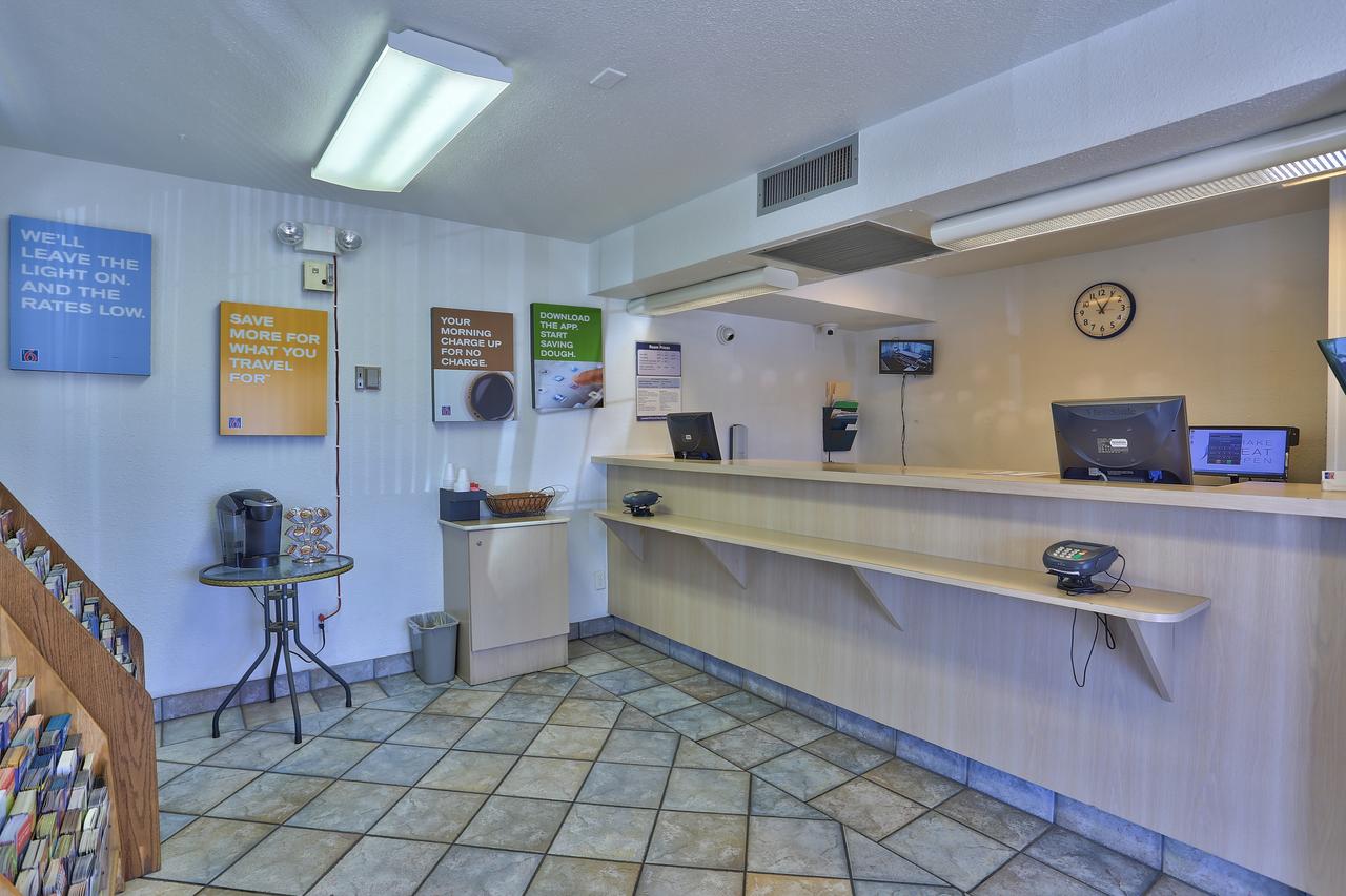 Motel 6 Kingman, AZ - Route 66 East - thumb 5