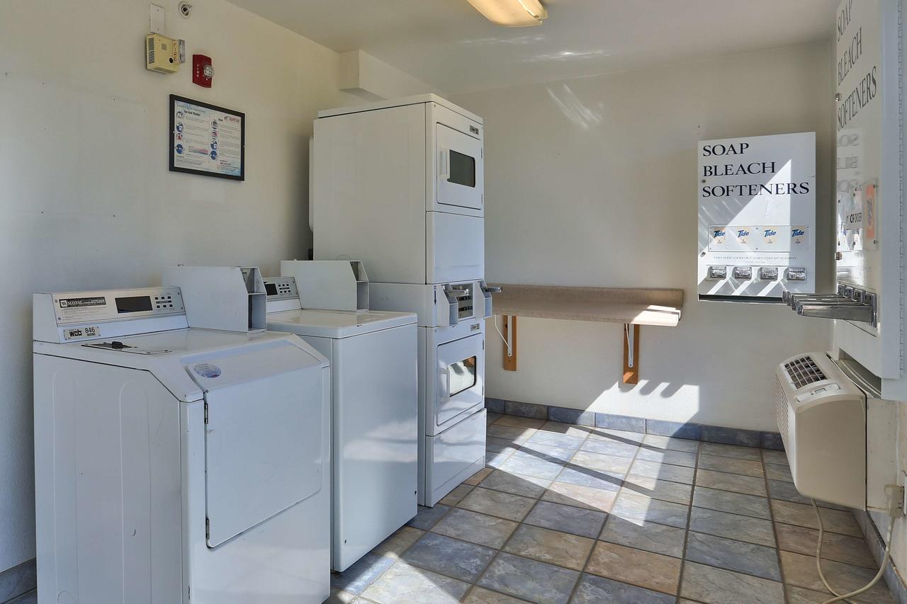 Motel 6 Kingman, AZ - Route 66 East - thumb 28
