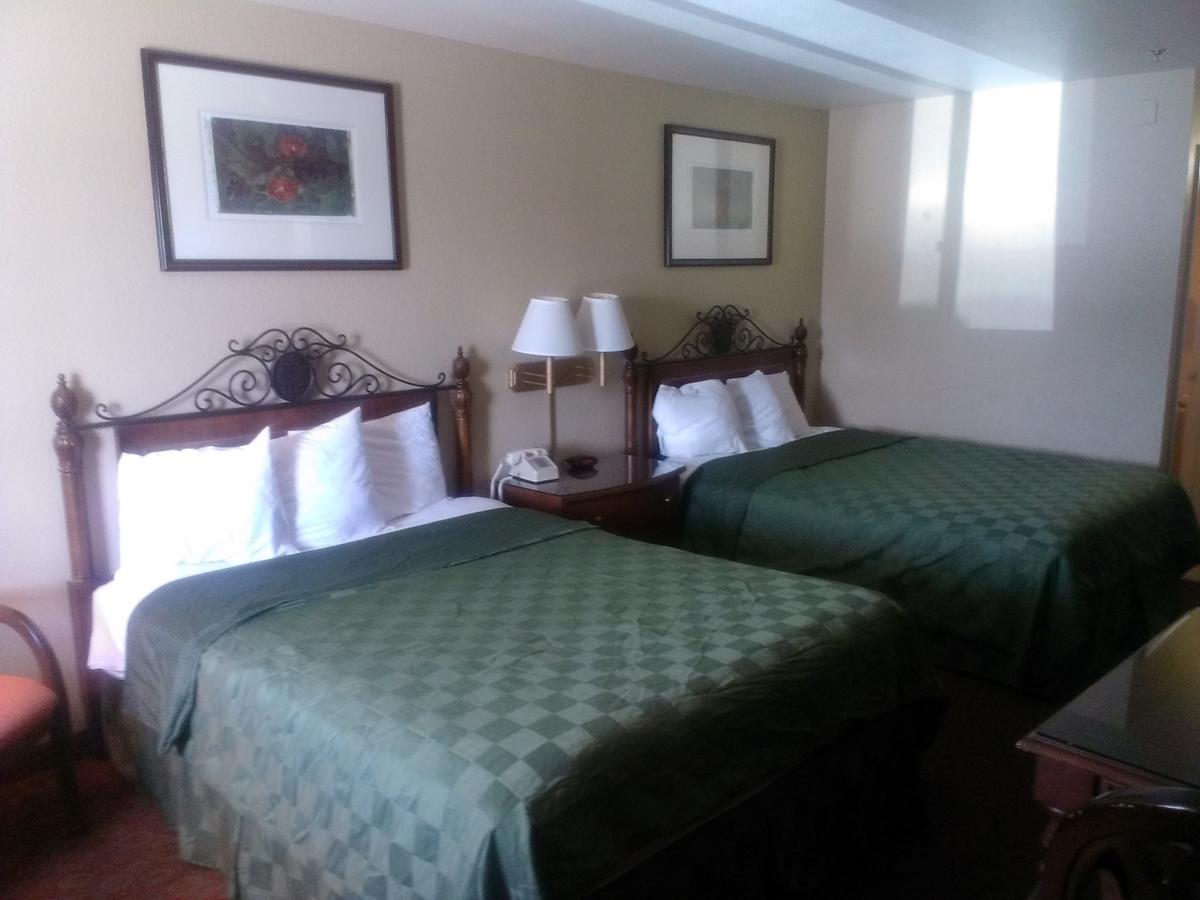 Days Inn By Wyndham Kingman East - thumb 7