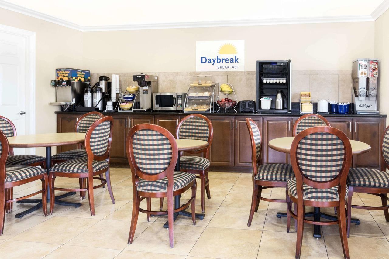 Days Inn By Wyndham Kingman East - thumb 29