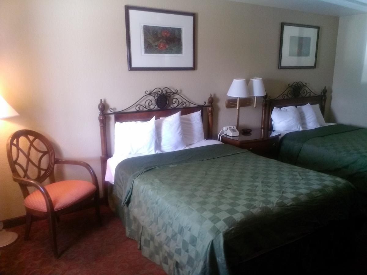 Days Inn By Wyndham Kingman East - thumb 4